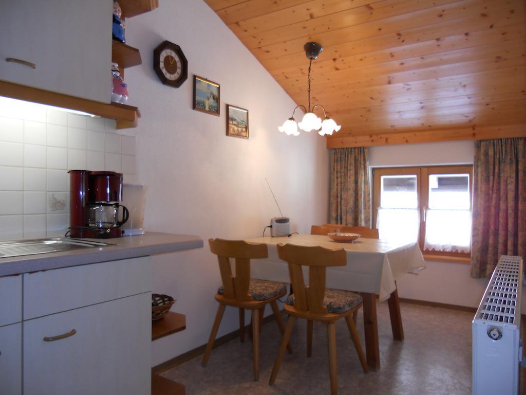 Apartamento Urblhof Leutasch Habitación foto