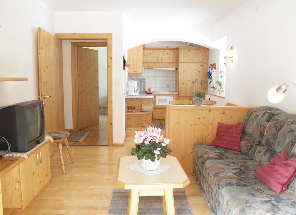 Apartamento Urblhof Leutasch Habitación foto